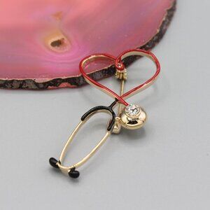 Nurse doctor hospital stethoscope pin brooch heart love jewelry fashion gold